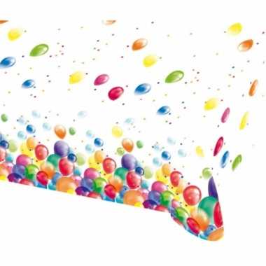 Feest tafelkleed met ballonnen opdruk plastic 135x200cm