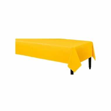 Plastic wegwerp tafelkleed geel 140 x 240 cm